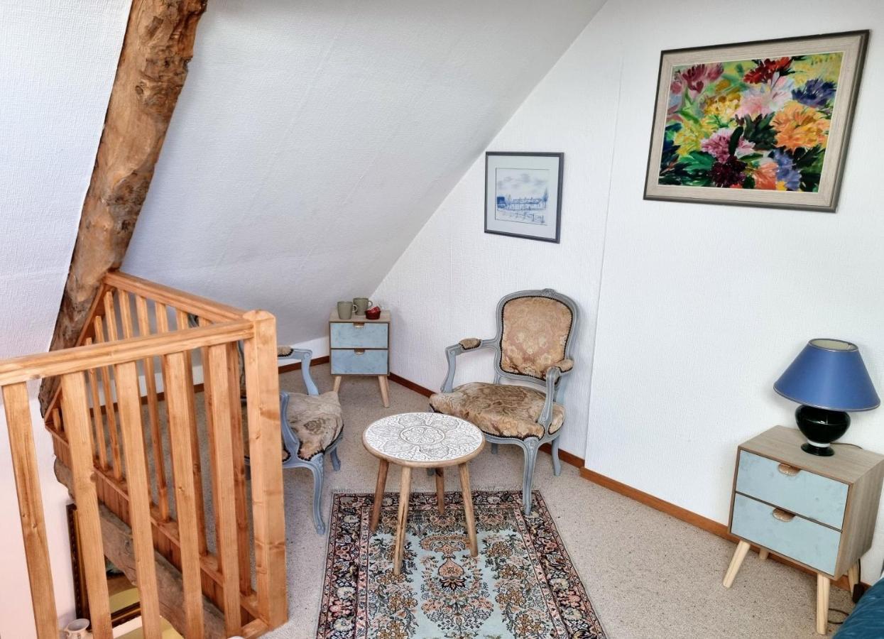 Bed and Breakfast Les Berges De La Planchette Yvignac-la-Tour Номер фото