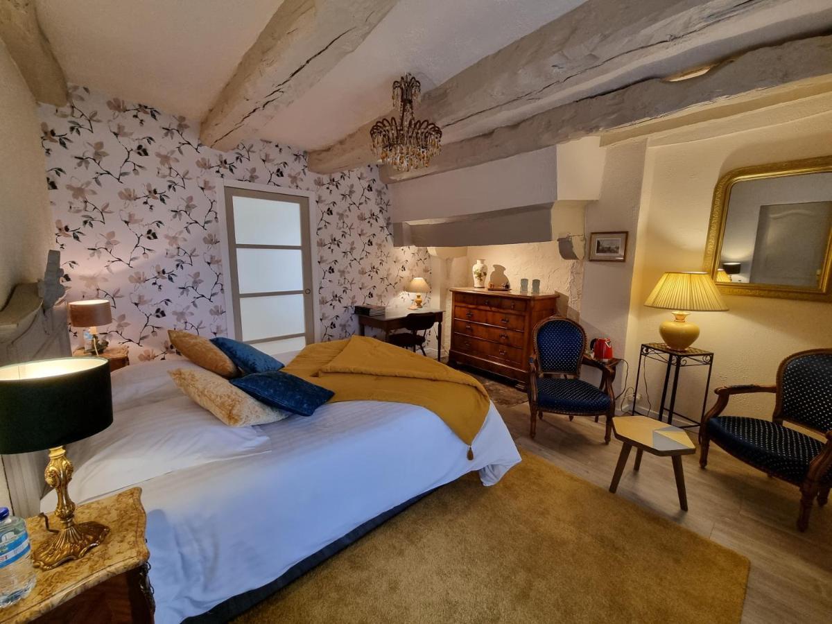 Bed and Breakfast Les Berges De La Planchette Yvignac-la-Tour Екстер'єр фото